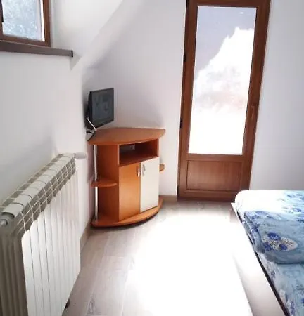 Resort Pastravaria Romani Horezu